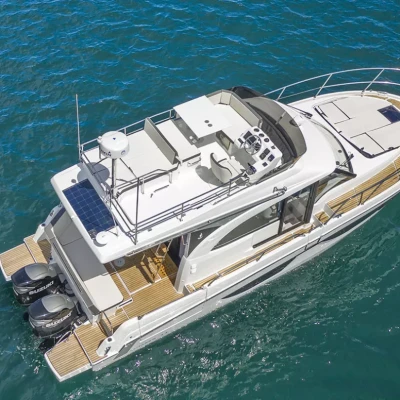 Bénéteau Antares 11 Fly 1