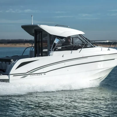 B&eacute;n&eacute;teau Antares 6 1