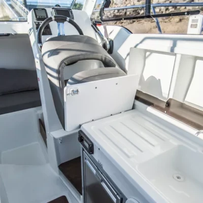 B&eacute;n&eacute;teau Antares 6 3