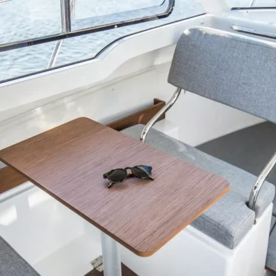 B&eacute;n&eacute;teau Antares 6 4